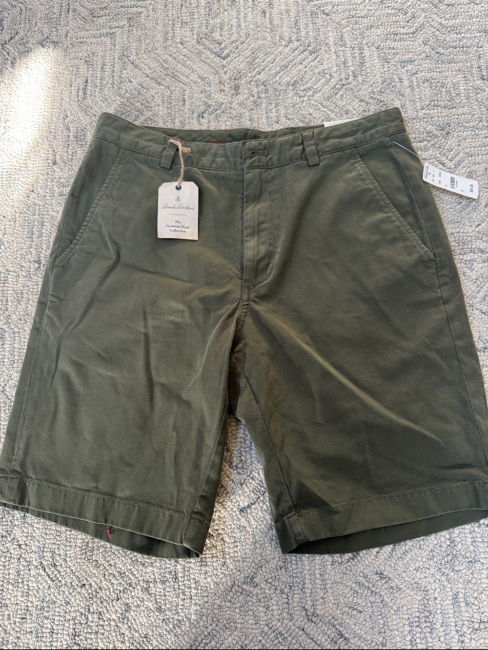 Brooks Brothers Men's Olive Chino Shorts size 33